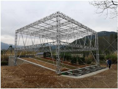 邊坡土層預(yù)應(yīng)力雨淋試驗(yàn)系統(tǒng)方案實(shí)物1.jpg